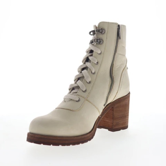 Frye Karen Hiker Leather Boot. - Picture 7 of 16